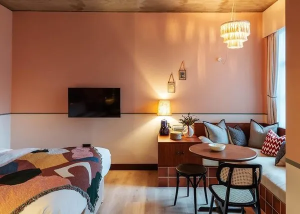 room2 Chiswick