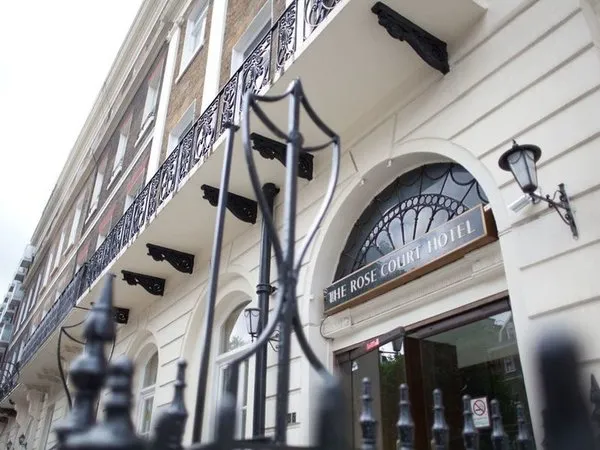 Rose Court Marble Arch