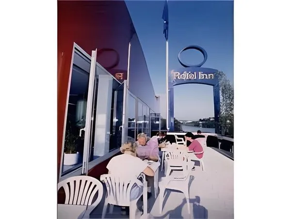 Rotel Inn
