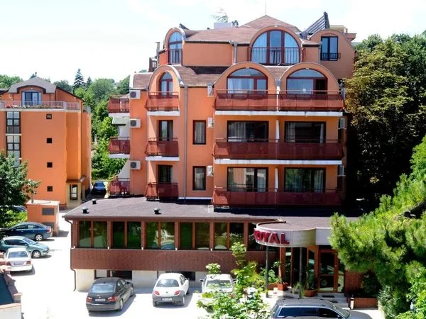 Royal Beach Hotel