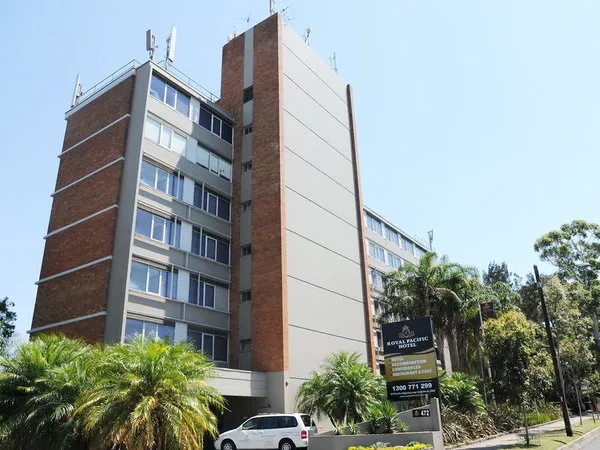 Royal Pacific Hotel