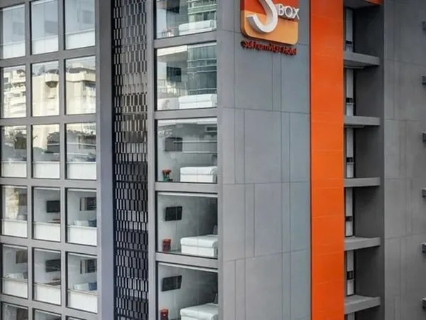 S Box Sukhumvit Hotel
