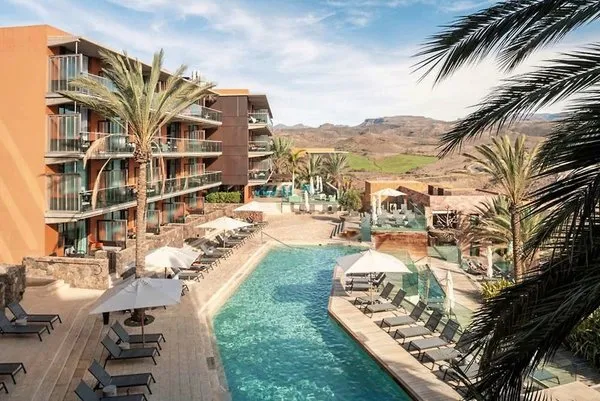 Salobre Hotel Resort & Serenity