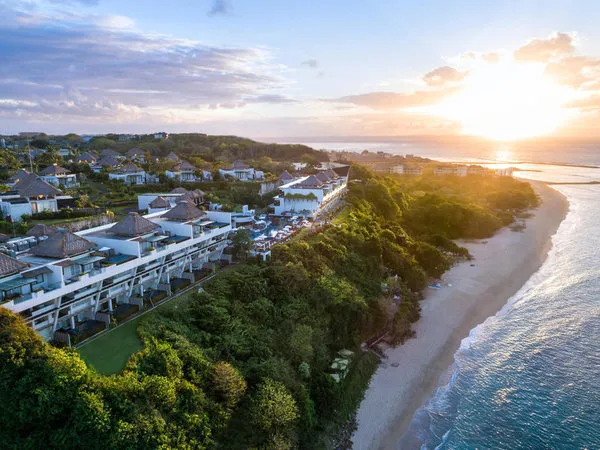 Samabe Bali Suites & Villas