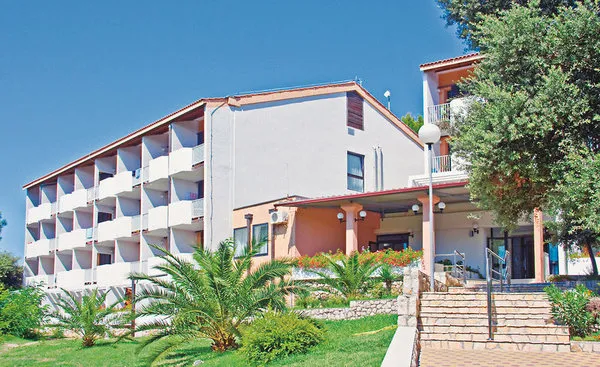 San Marino Resort Plaa Family Hotel