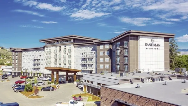 Sandman Signature Kamloops Hotel