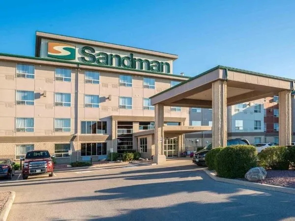 Sandman Signature Winnipeg Airport Hotel & Suites
