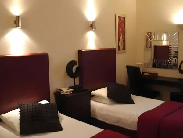 Sandyford Hotel
