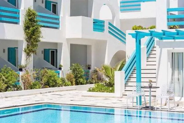 Santellini Hotel