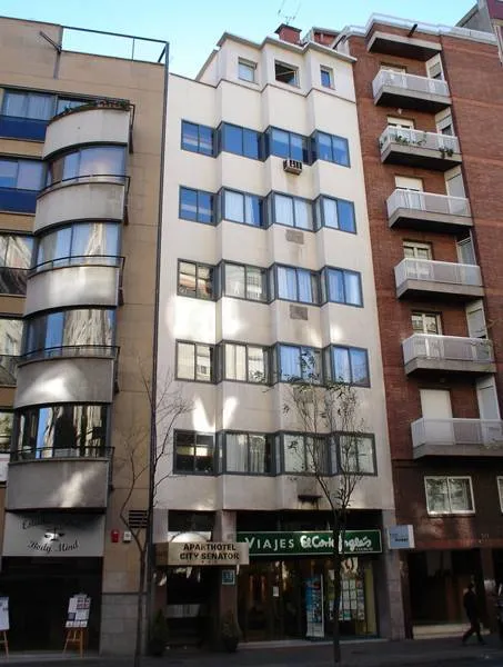 Senator Barcelona Apartments
