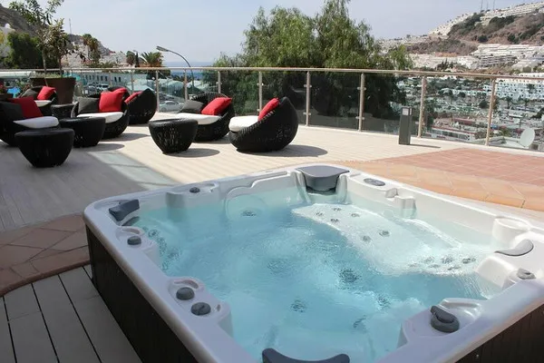 Servatur Casablanca Suites & Spa