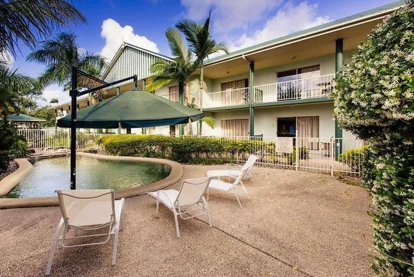 Shamrock Gardens Motel