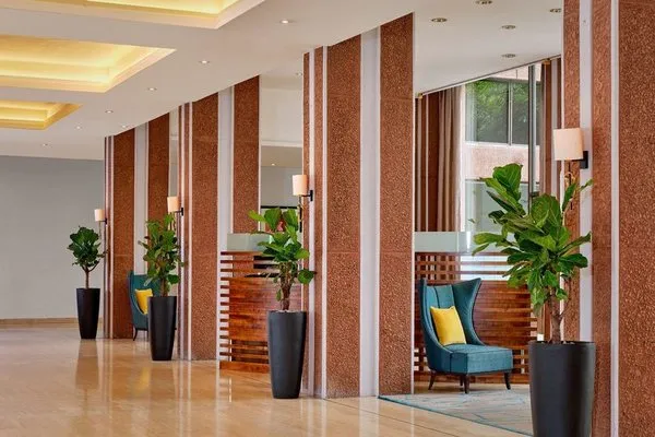 Sheraton Skyline Hotel London Heathrow
