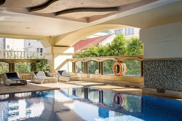 Sherwood Suites Saigon