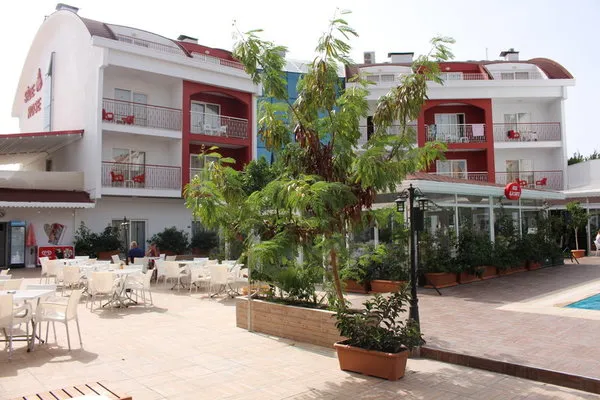 Side Legend Hotel