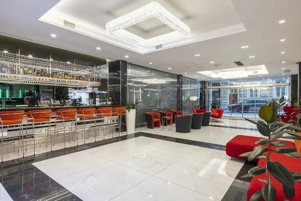 Silver Crown Hotel & Residence Palace Quarter