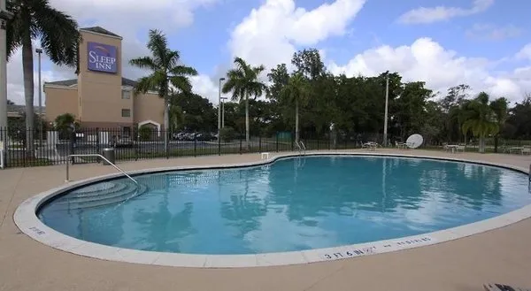 Sleep Inn Miami Airport