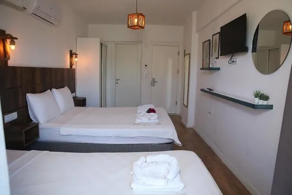 Smyrna Hotel