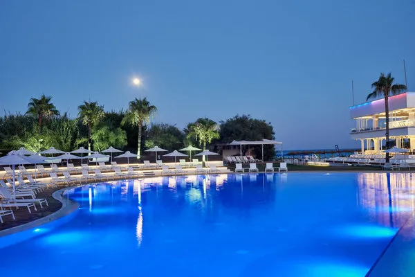 So Nice Beach Resort