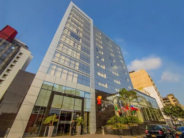 Sol de Oro Hotel & Suites
