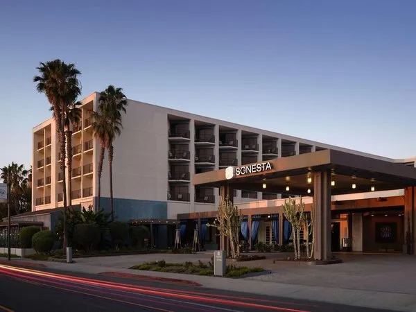 Sonesta Redondo Beach & Marina