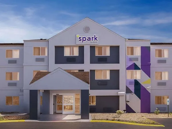 Spark by Hilton Springfield Southwest