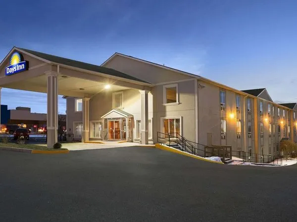 Spark by Hilton Woodstock