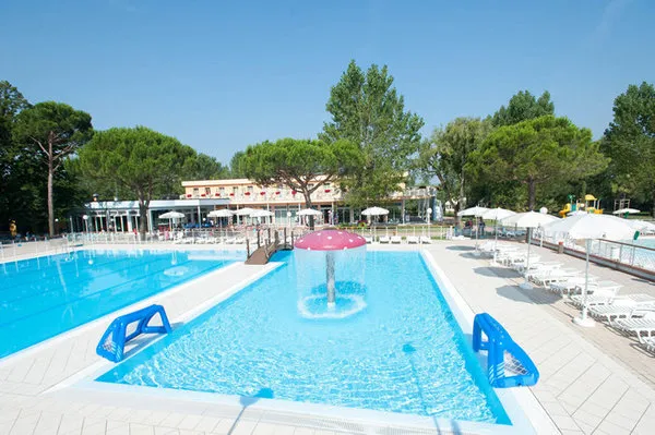 Spiaggia Romea Residence Oasi