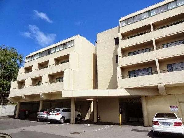 St. Ives Motel Apartments