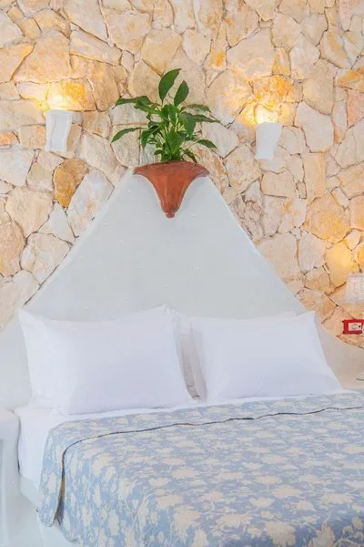 Starlight Luxury Seaside Villa & Suites