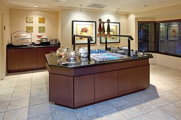 Staybridge Suites Indianapolis Downtown - Convention Center