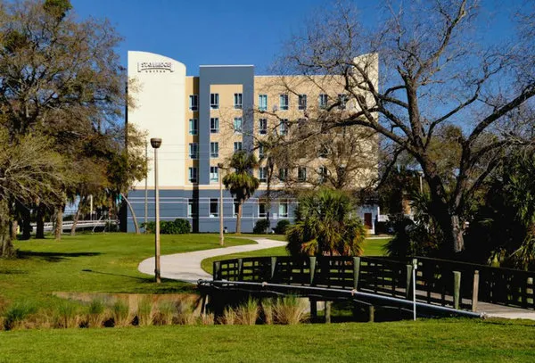 Staybridge Suites St. Petersburg Downtown