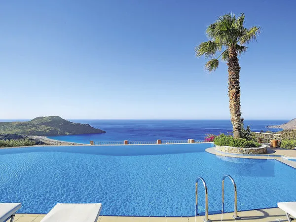 Stefanos Village Hotel