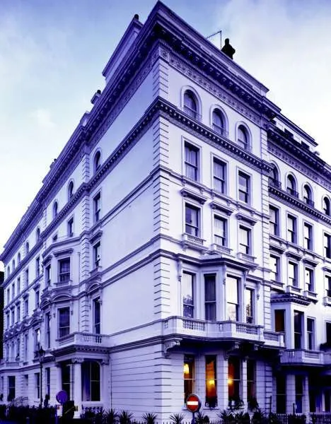 Strathmore Hotel