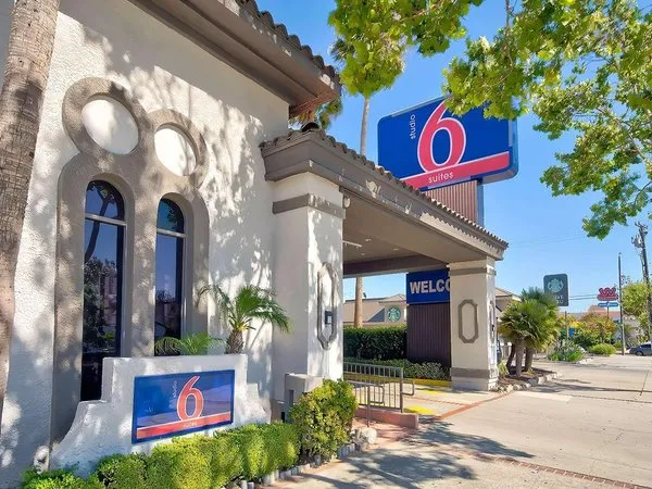 Studio 6 Suites Lawndale, CA  South Bay