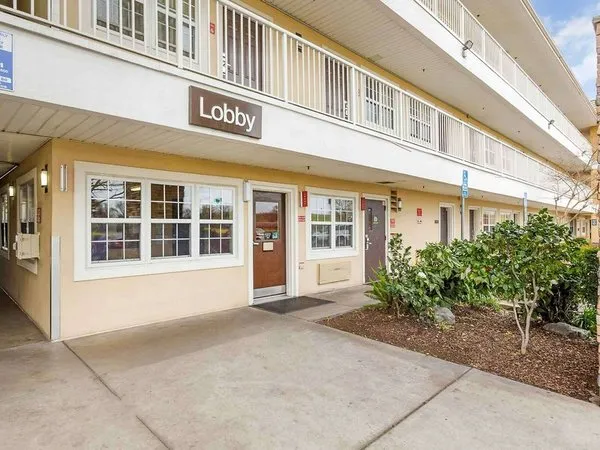 Studio 6 Suites Sacramento Northgate CA