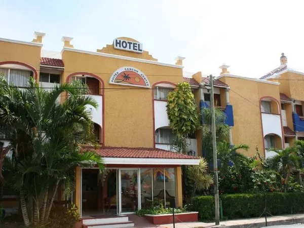 Suites Cancun Center
