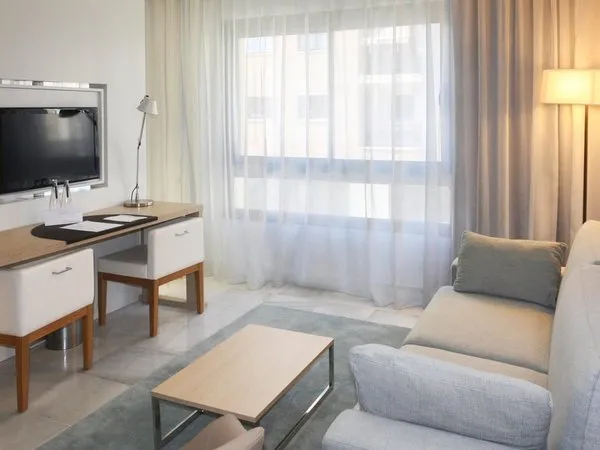 Suittes Hotel
