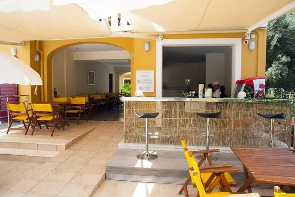 Summertime Inn