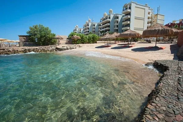 Sun & Sea Hotel