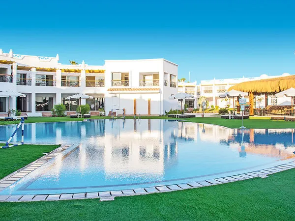 Sunrise Remal Beach Resort