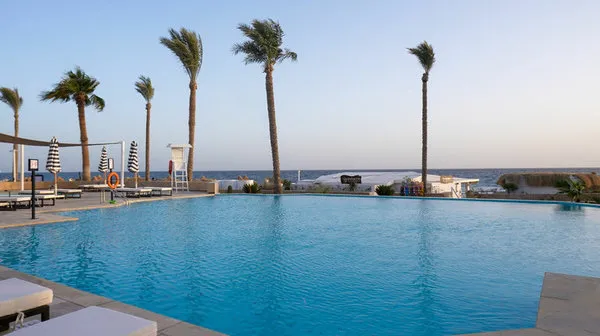 SUNRISE Remal Beach Resort Posh Club