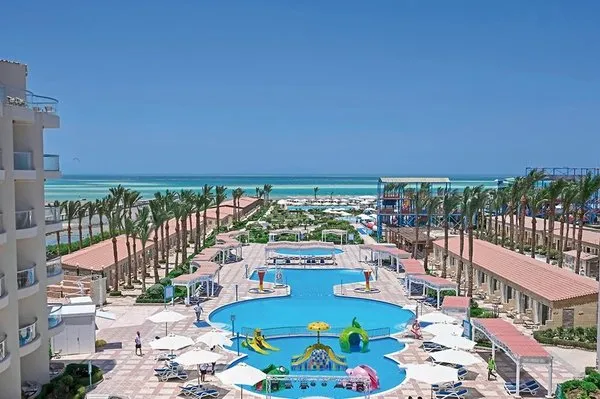 SUNRISE Riviera Aqua Park Resort