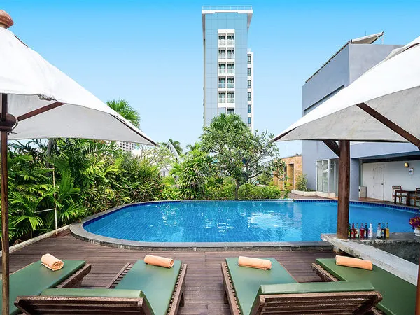 Sunshine Vista Hotel
