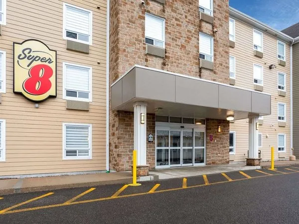 Super 8 by Wyndham Quebec City