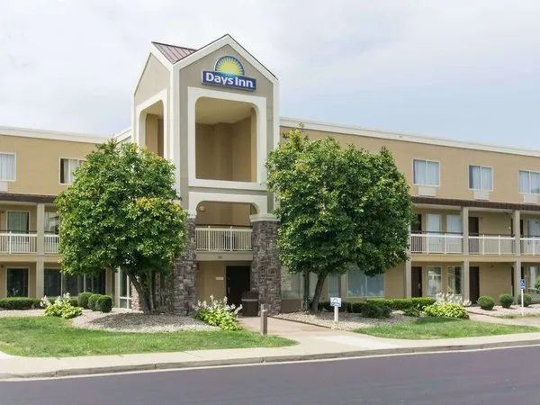 Super 8 by Wyndham Tucson Downtown Convention Center