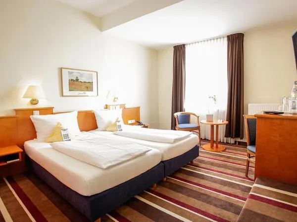 Sure Hotel by Best Western Ambassador Düsseldorf, Düsseldorf