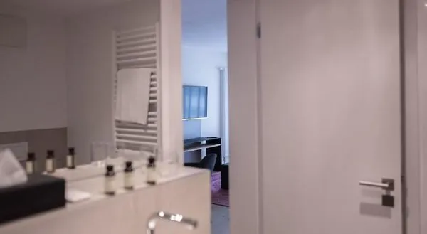 Suytes Business Studios