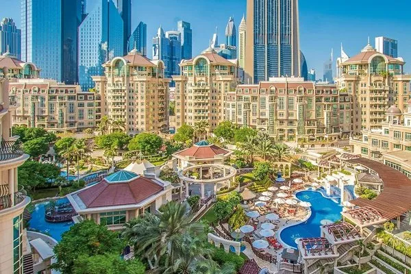 Swissôtel Al Murooj Dubai
