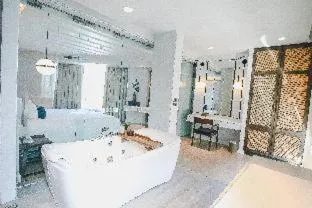 SYN Boutique Hotel